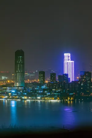 Favour Lakeview Hotel (Chengdu Xibocheng Xinglonghu Branch) Отели рядом с достопримечательностью «Beijing University of Aeronautics and Astronautics»