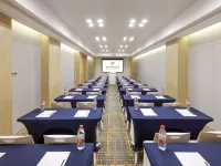 Vienna International Hotel Hotels near Jinwan Square