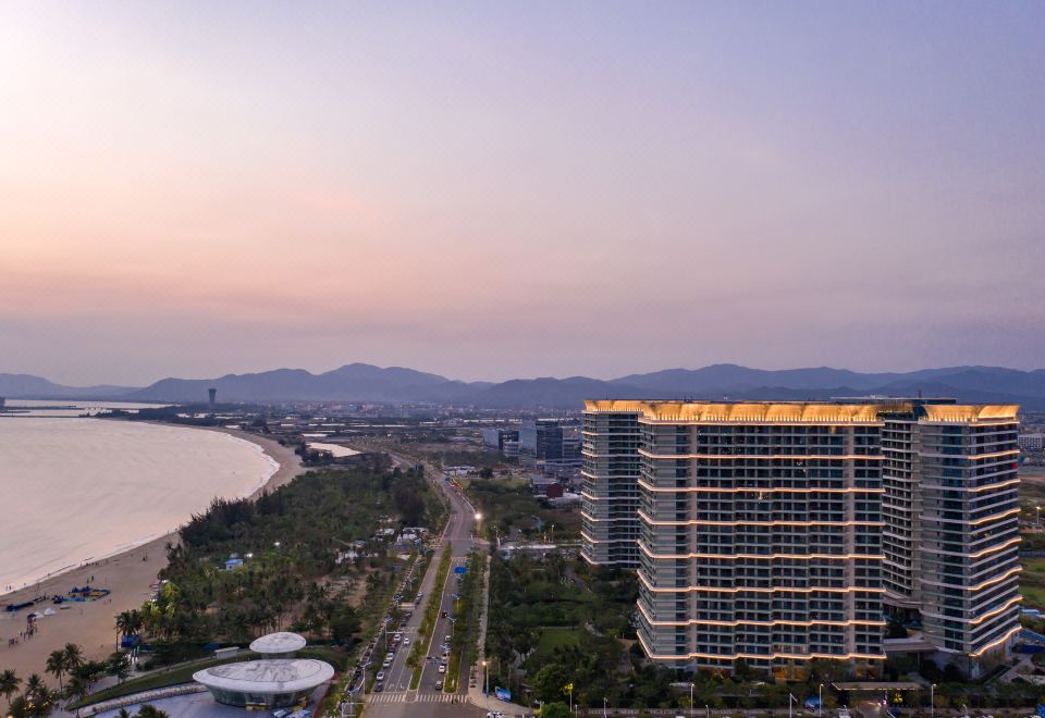 5. 싼야 보하이 호..