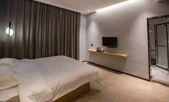 Puxi Hotel (Shanghai Qingpu Huaxin Branch)
