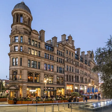 Roomzzz Manchester Victoria Отели рядом с достопримечательностью «Развлекательный центр Printworks»