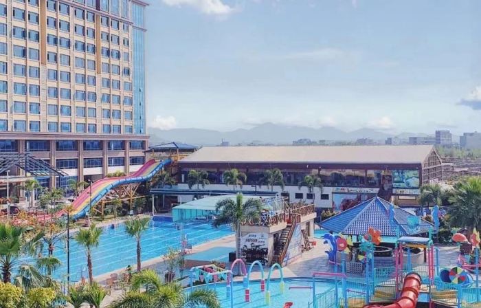Royal Hot Spring Theme Inn