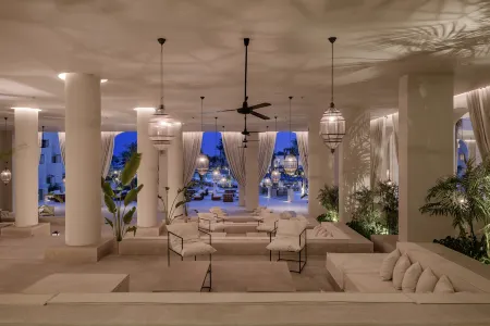 Serry Beach Resort Отели рядом с достопримечательностью «Махмея пляж»