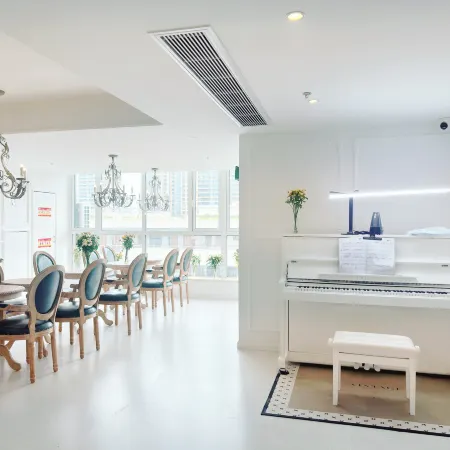 Hangzhou JZ Youth Hostel (West Lake Wulin Square Baoshan Bridge Metro Station Branch)
