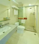Gold and Silver Business Hotel Huaiji - Parkering