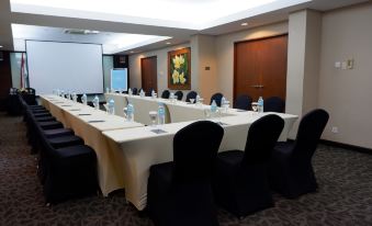 2. Grand Ix..