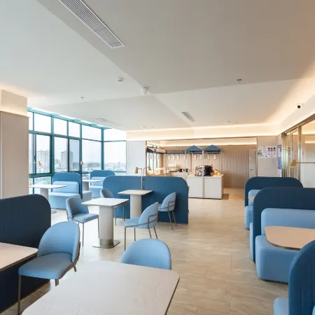 HanTing Hotel (Taicang Huangjing)