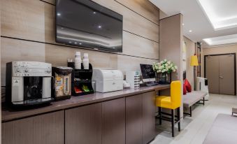 Homeinn Plus Hotel (Nanjing Xinjiekou Subway Station Deji Plaza)