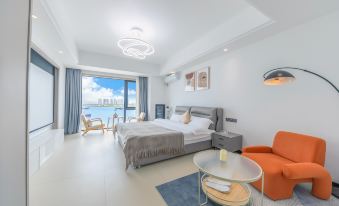 Seaview Light Luxury Homestay