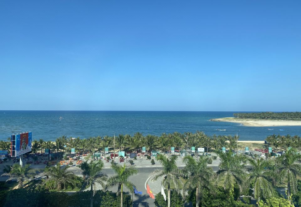 무옹 탄 홀리데이 꽝 빈 호텔 조식