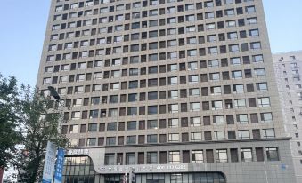 Yiwei Hotel Apartment (Shenyang Lijiang Street Subway Station)
