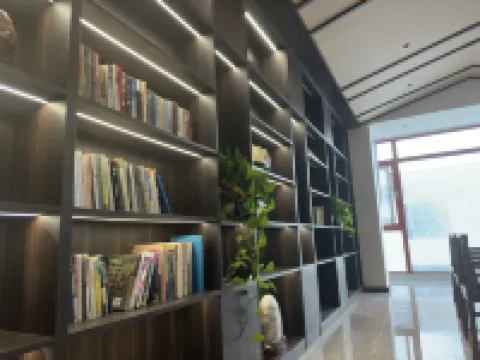 Dengfeng Songzhiyang Inn