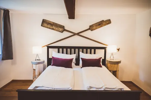 샬레 암 조넨항 오베르트라운 호텔