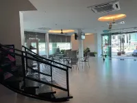 Hotel Longhouse