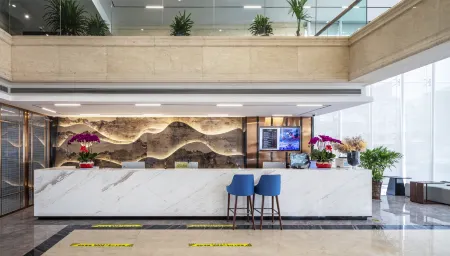 Triumph Palace Hotel Отели рядом с достопримечательностью «School of Continuing Education， Liaocheng Vocational and Technical College»