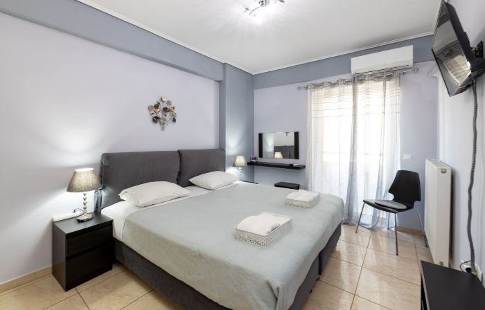 A&J Apartments or Rooms Athens airport