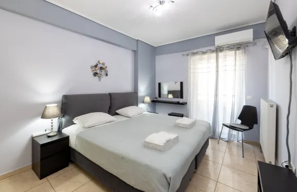 A&J 雅典機場出租公寓或客房酒店