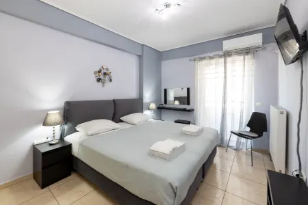 A&J Apartments or Rooms Athens airport