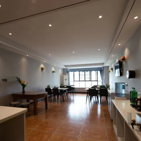 Aidu Chuangxiang Hotel(Shaoyang Guiqin Building Materials City)