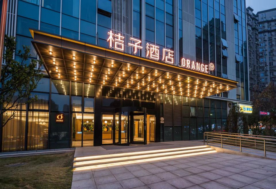 Orange Hotel