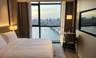 Wanting Hotel (Binjiang Ecological Park Ji'an Railway Station)