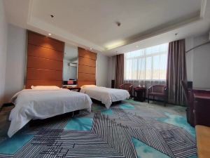 Huanxian Longying Hotel