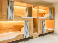 Amber Youth Hostel (Hangzhou West Lake Lakeside Park Ding'an Road Subway Station Branch)