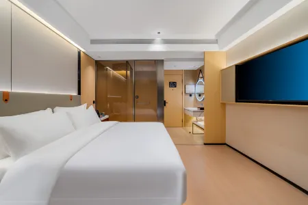 Yunlan Platinum Hotel (Danyang High-Speed Railway Station Tianbo City) Отели в г. Даньян