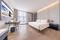 Atour Hotel Beijing Zhongguancun Xueyuanqiao Subway Station Hotel berhampiran Beihang University Mathematics Teaching