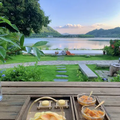 Cyan Mist Villa โรงแรมใกล้บ่อน้ําพุร้อนเหอหยวน หยาเหมา