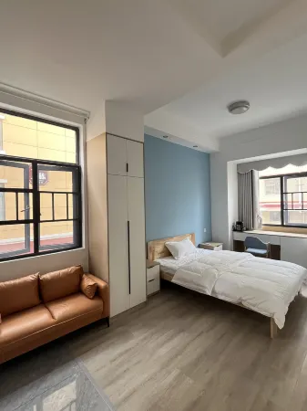 Guilai Hotel (Huanggang Vocational and Technical College) Отели рядом с достопримечательностью «Mechanical and Electronic Engineering Department of Huanggang Polytechnic College»