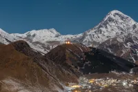 Alpine Lounge Boutique Hotel - Mountain view