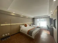 Tiantian Holiday Hotel Apartment (Central Street Sofia Church) - Balcony