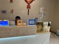 Feifan Thematic E-Sports Hotel (Huarun Vientiane Plaza) Hotels near Yinqueshan Han Bamboo Slips Museum