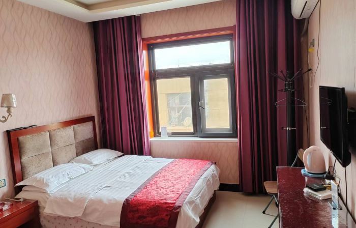 Tongxin Pingyuan Hotel