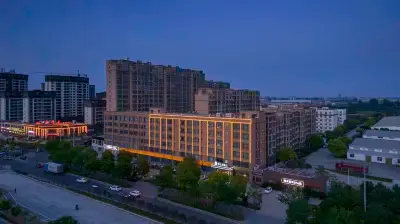 Jinjiang Inn Select (Shenqiu Angang Hotel) Hotels in Shenqiu