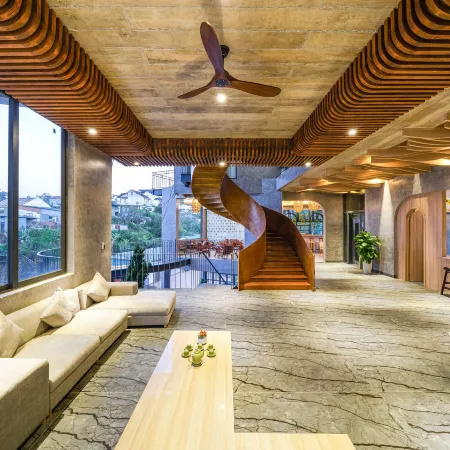 Tournesol Villa Dalat Отели рядом с достопримечательностью «Крейзи Хаус»