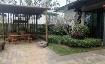 Hilton Wenyu Hostel (Wenchang Hotel)