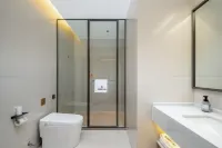 Baocheng Zhixuan Hotel (Luoshan Dingsheng Plaza Branch) فنادق في لوى شان