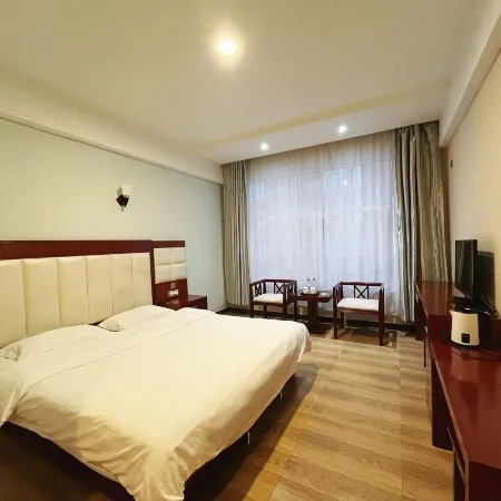 Meiluntian Business Hotel