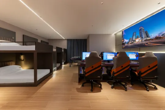 深圳電競酒店, 騰頑電競酒店