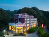 Zhongzhou Yilu Resort Hotels in Luanchuan