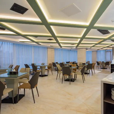 Haiyi Fino Hotel (Swan Lake Branch)