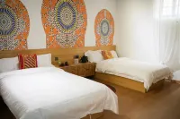 White City Homestay