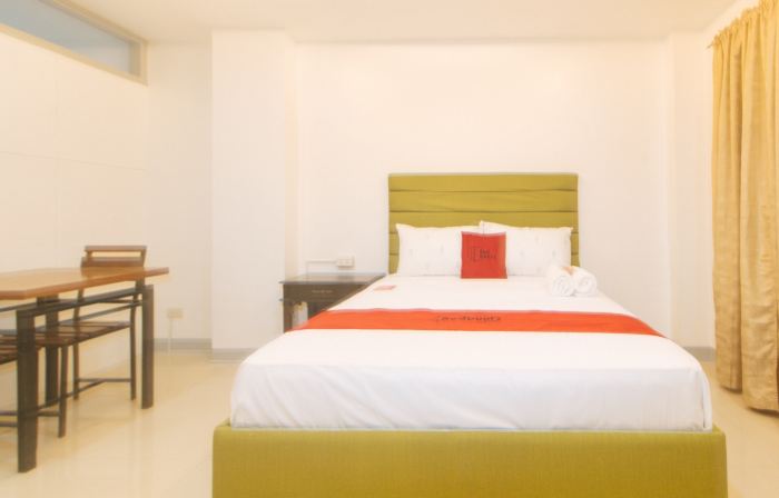 RedDoorz @ EBM One Building