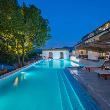 Kaihua Jinxi Spring Hotel