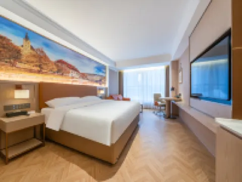 Road ) Hotels in Qingdao