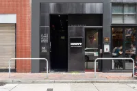 香港Habyt Austin Avenue酒店 鄰近East Tsim Sha Tsui Station Exit P2的酒店