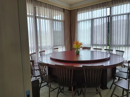 Wuning Xiu Watermark Season Homestay Отели рядом с достопримечательностью «Shenwu Mountain»