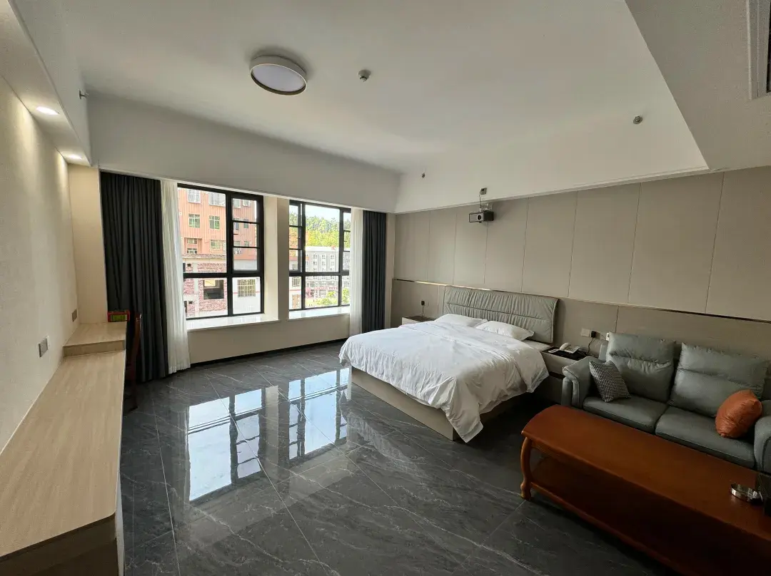 Lianrun Hotel - Meizhou